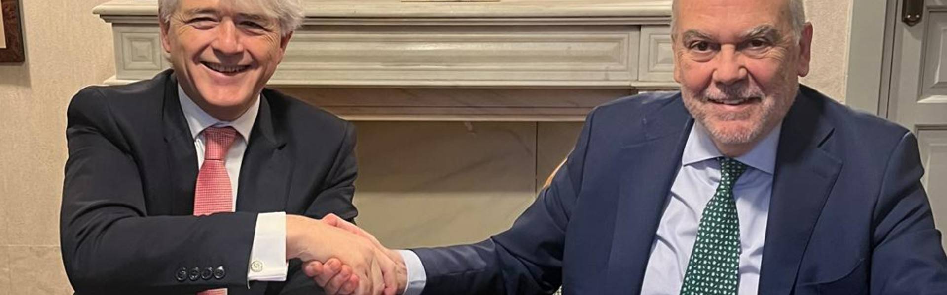 Imagen https://lefebvre.es/uploads/media/noticias/0001/02/juan y salcador_6943fa38cc5f5_thumb_1514_noticias_cabecera.jpg